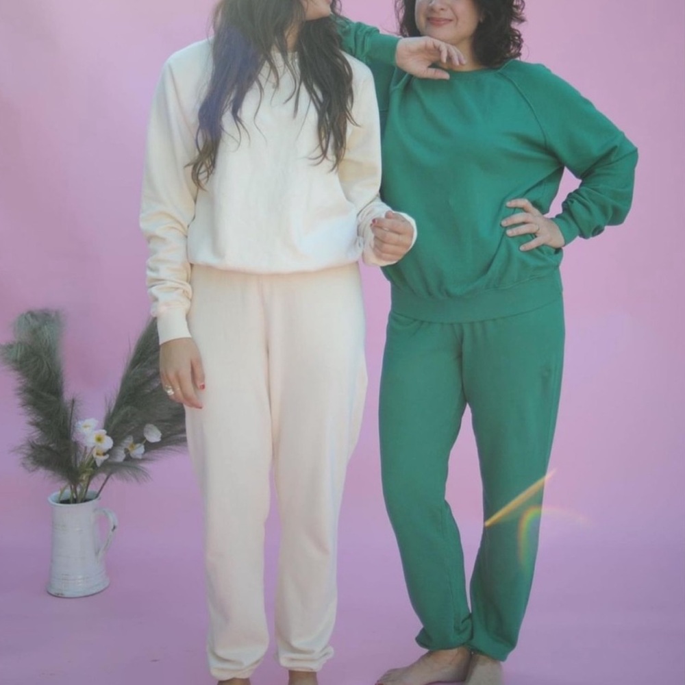 All the Babies Green SET Sweatshirt + Pants - Picture 8 of 8